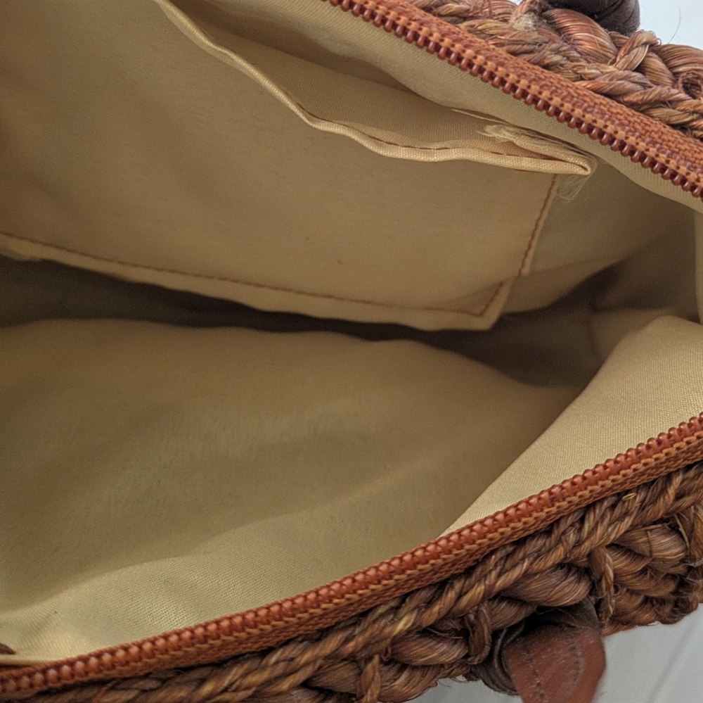 Dark Brown Raffia Purse Handbag Made in the Philippines - Picture 14 of 16
